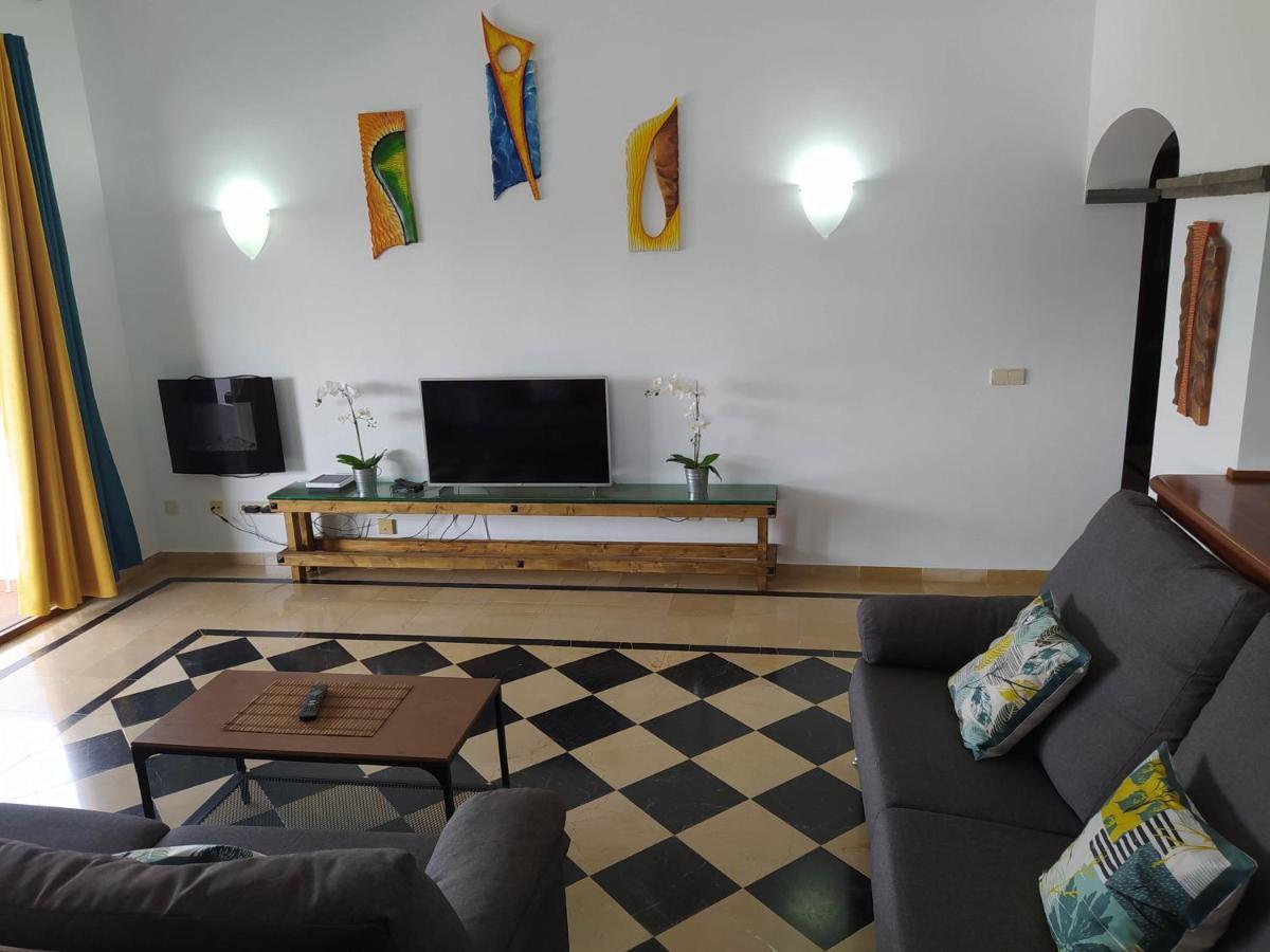 Villa Daga Yaiza  Exteriör bild