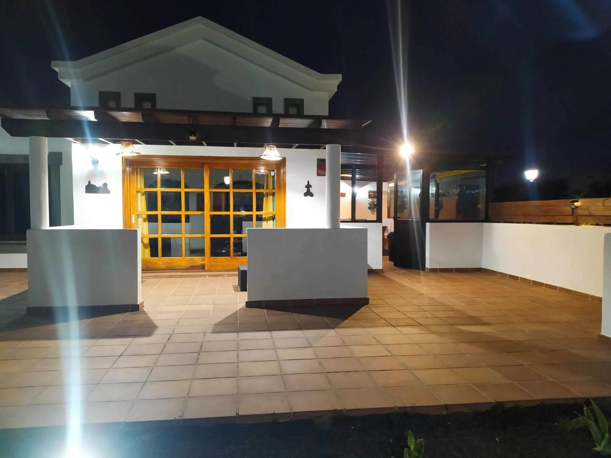 Villa Daga Yaiza  Exteriör bild